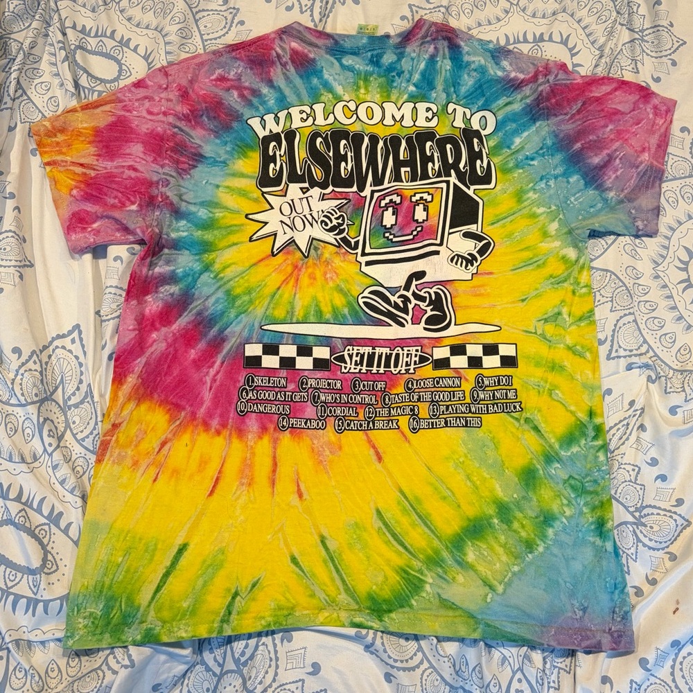 Welcome to Elsewhere Shirt Large
